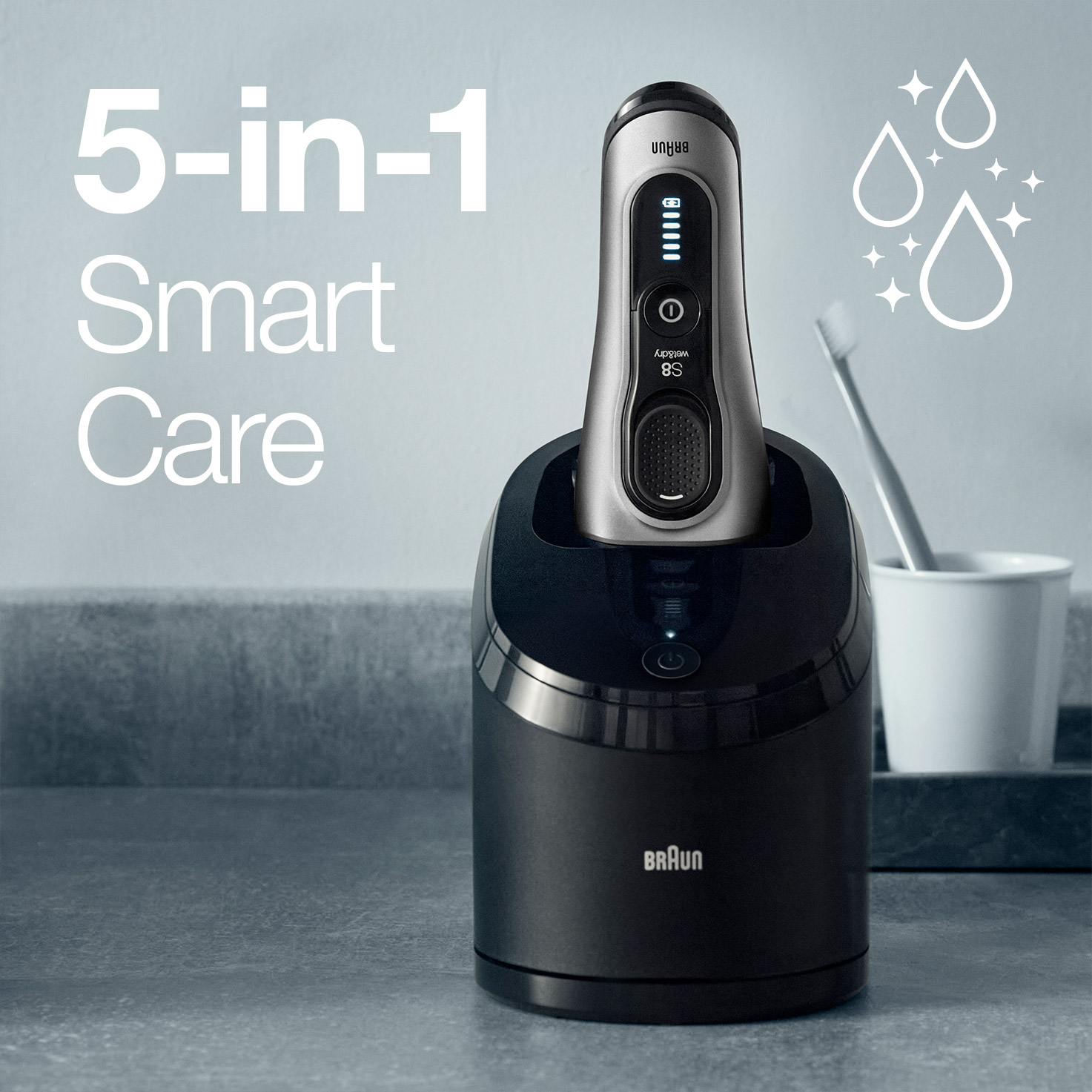 Series 8 8467cc Wet & Dry shaver with 5-in-1 SmartCare center and 