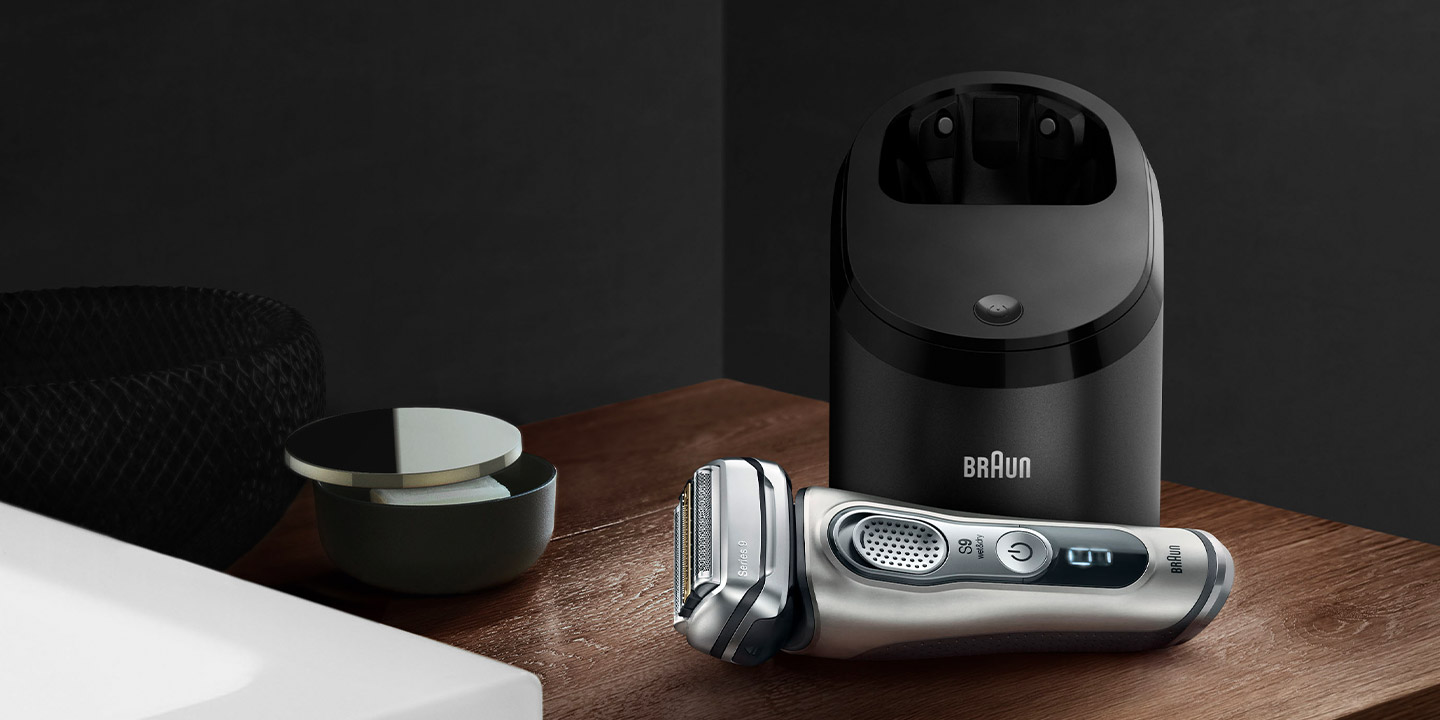 braun self cleaning electric shaver