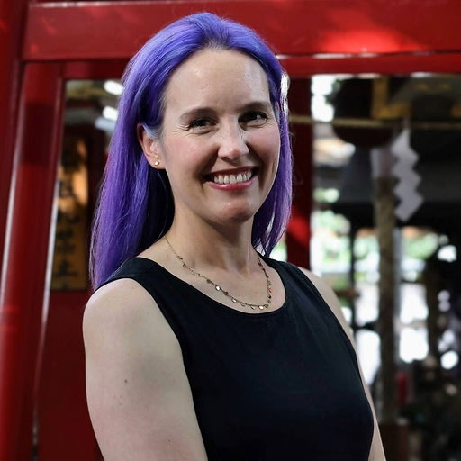 autho-claire-grinton