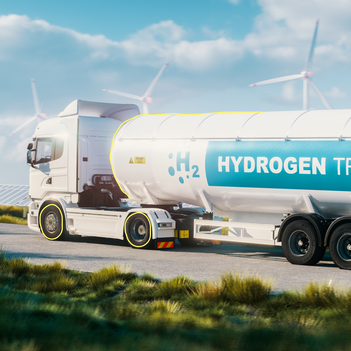 Wasserstofftransport fährt über eine Straße