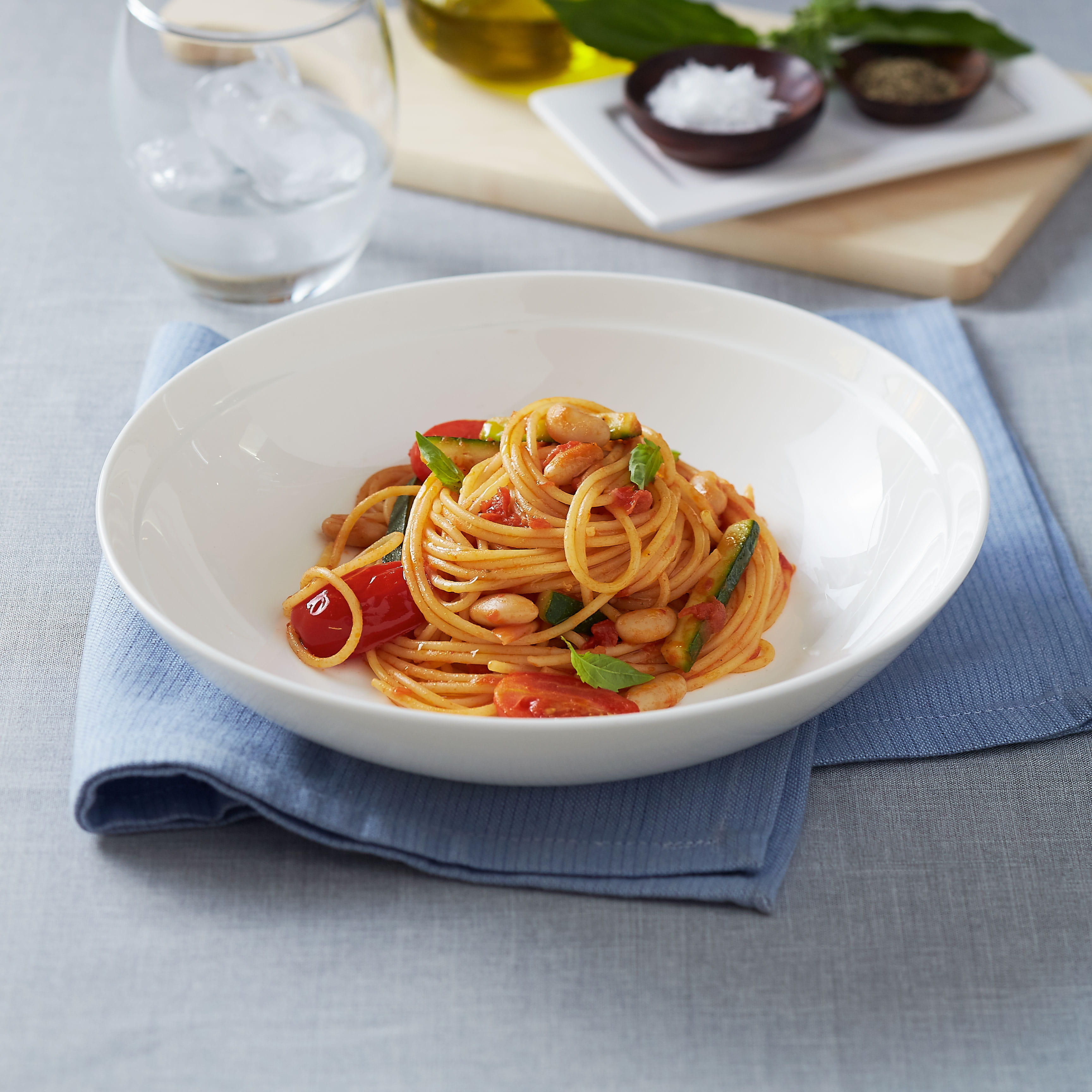 Barilla Spaghetti with Zucchini and Cannellini Beans in Arrabbiata Sauce | Barilla