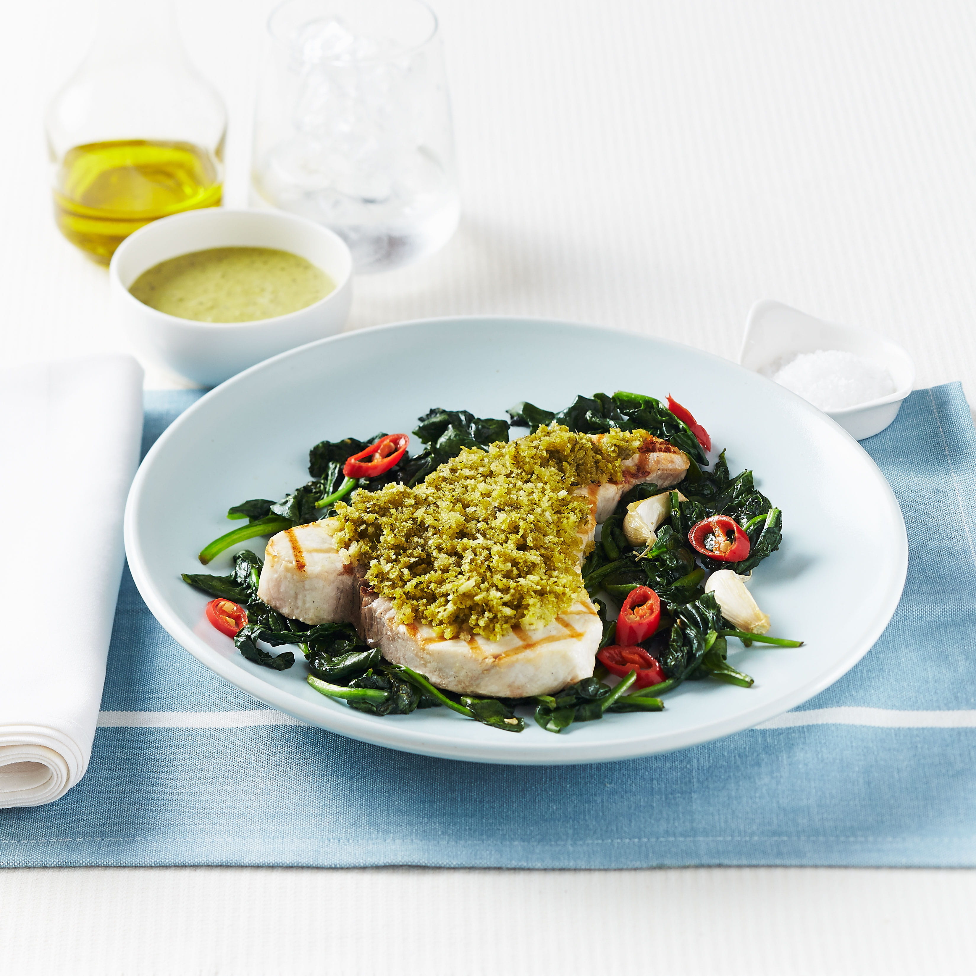 PAN FRIED SWORDFISH WITH PESTO GENOVESE CRUST | Barilla