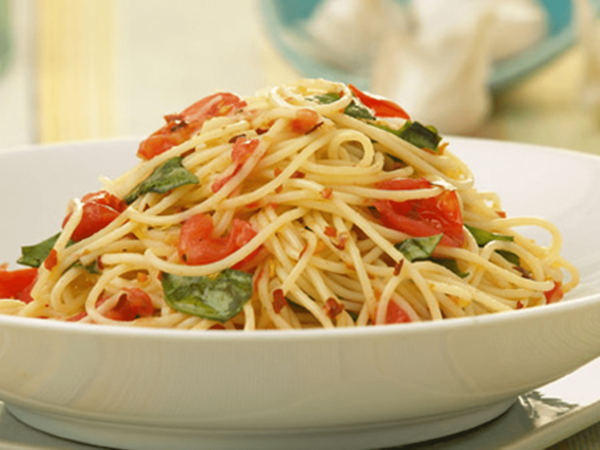 Barilla Angel Hair with Red Onion, Tomatoes & Parmigiano Cheese | Barilla.com | Barilla