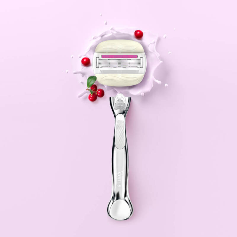 Venus ComfortGlide Sugarberry mit Olaz – Damenrasierer, 5 Ersatzklingen