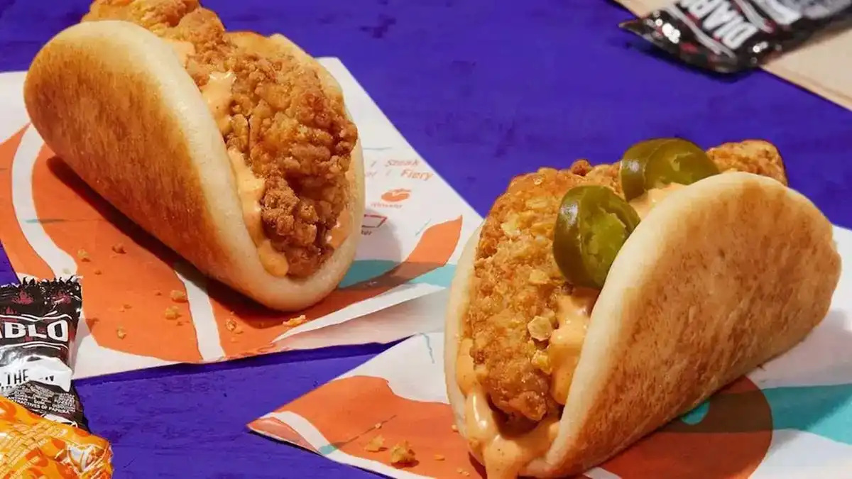 The-Chicken-Sandwich-Wars-Take-to-Digital-image-8
