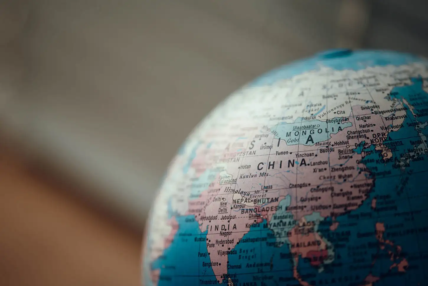 State of Shopping Apps Report: Countries with the Top Shopping App Downloads and Growing Countries Banner Image
