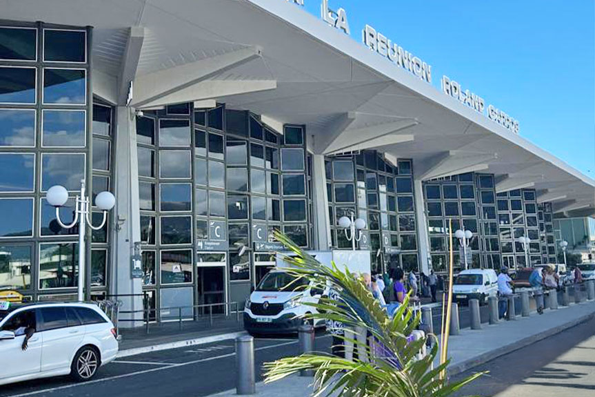 vignette-agence-aeroport-reunion