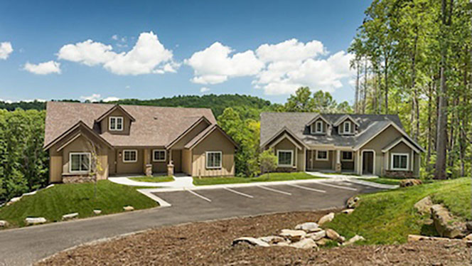 Long shot of accommodations at Club Lodges at Trillium