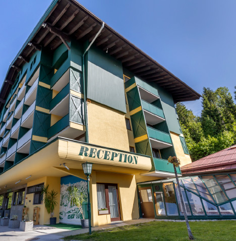 Exterior of Alpine Club