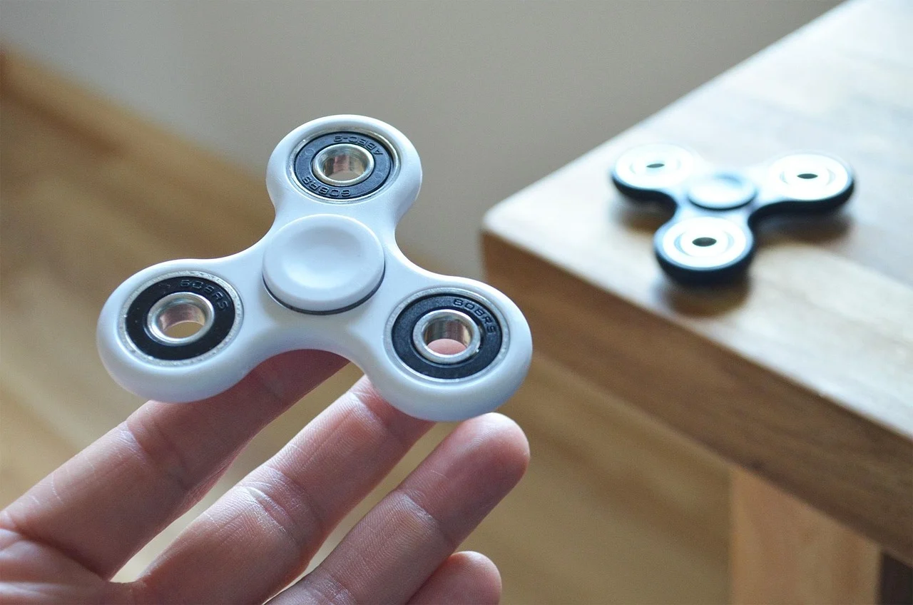 Image of fidget spinner in hand
