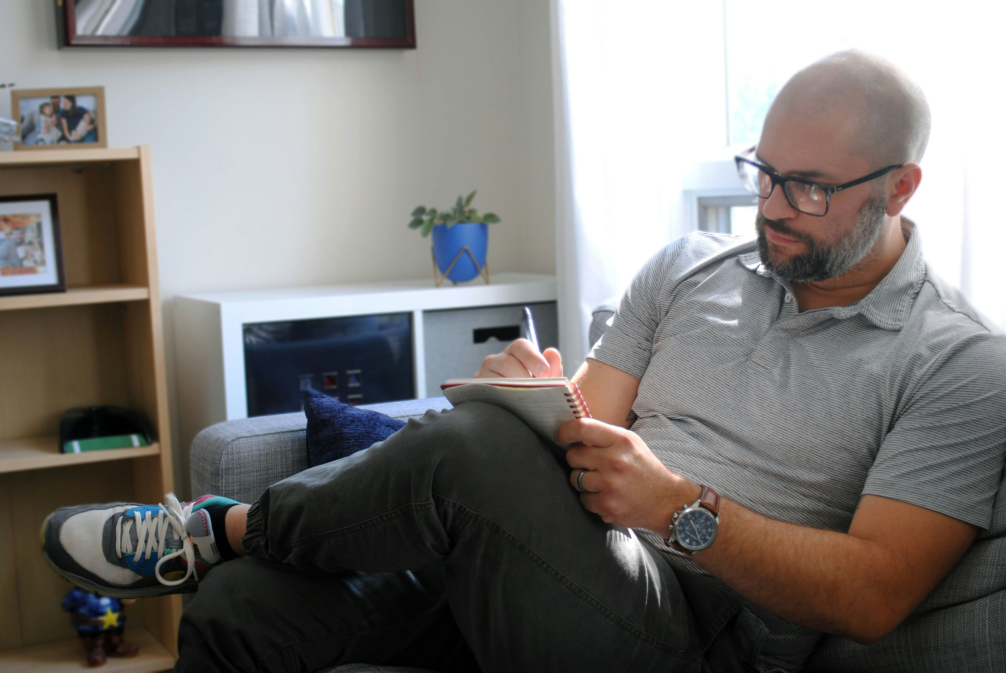 Counsellor taking notes