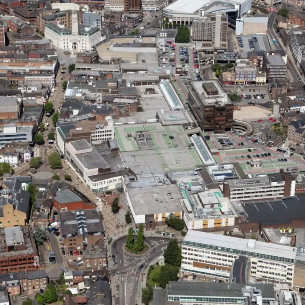 Invisalign clear aligners in Luton