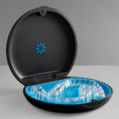 Ортодонтическое лечение с помощью элайнеров Invisalign | Элайнеры ...
