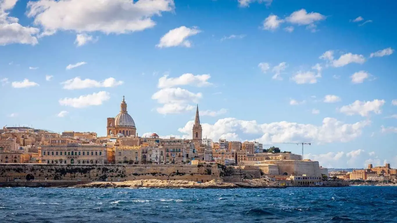 Find an Invisalign® provider in Malta