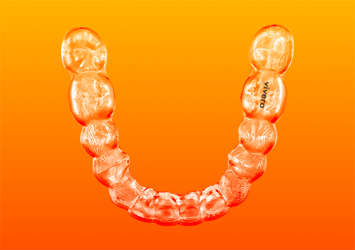 Vivera retainers to keep your smile and your teeth stable - Invisalign Europe