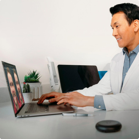 image-text-and-media-doctor-laptop