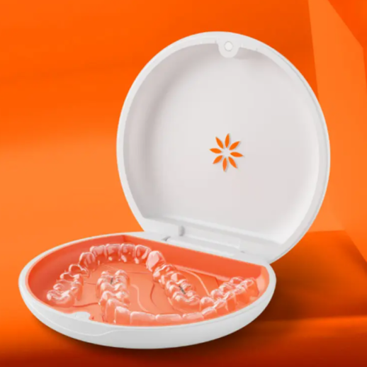 Vivera retainers in an orange case