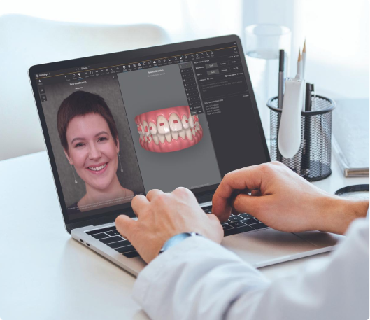 image-card-laptop-clincheck