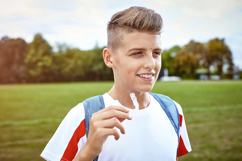 Rovnátka pro děti | Průhledná rovnátka Invisalign