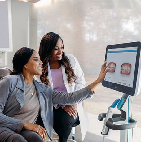 image-text-and-media-doctor-patient-itero