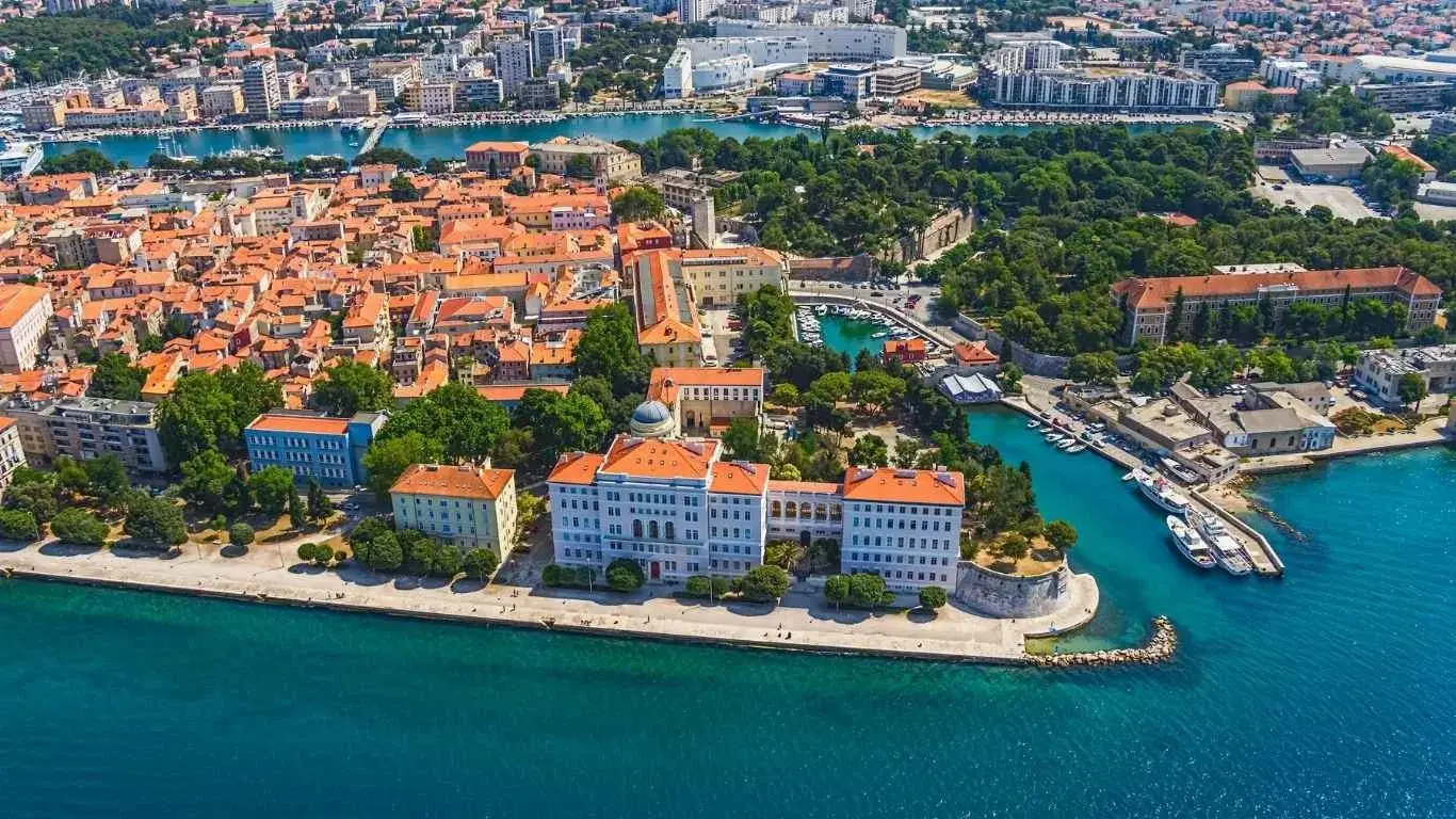 Find an Invisalign® provider in Zadar