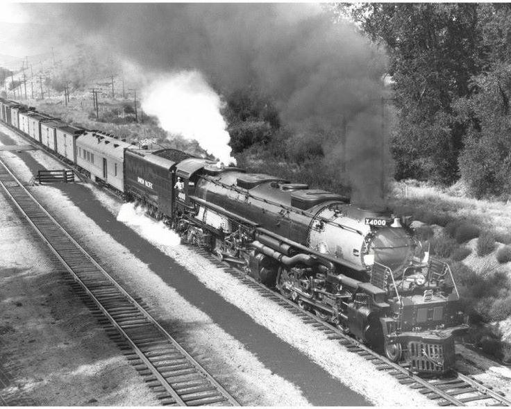Big Boy sibling, locomotive No. 4000 in 1941. Credit Union Pacific RR.