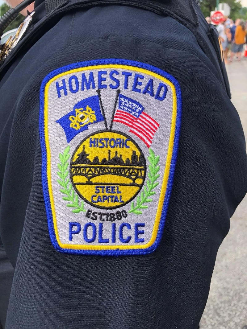 Homestead patch; police presence for rail safety and crowd control. BWK photo.