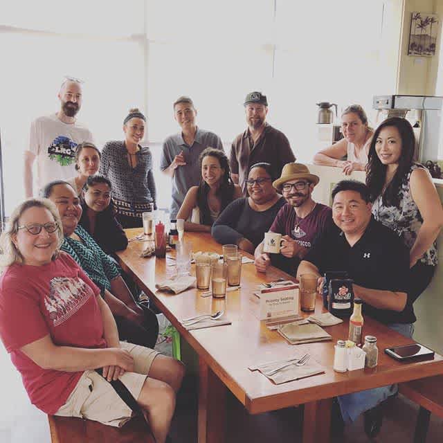 Loved hanging out with the @wallawallaroastery crew today! So great getting to know each of you. Mahalo for stopping by in Honolulu! 🤙🏽 #specialtycoffee #specialtycoffeeroaster #coffeepackaging