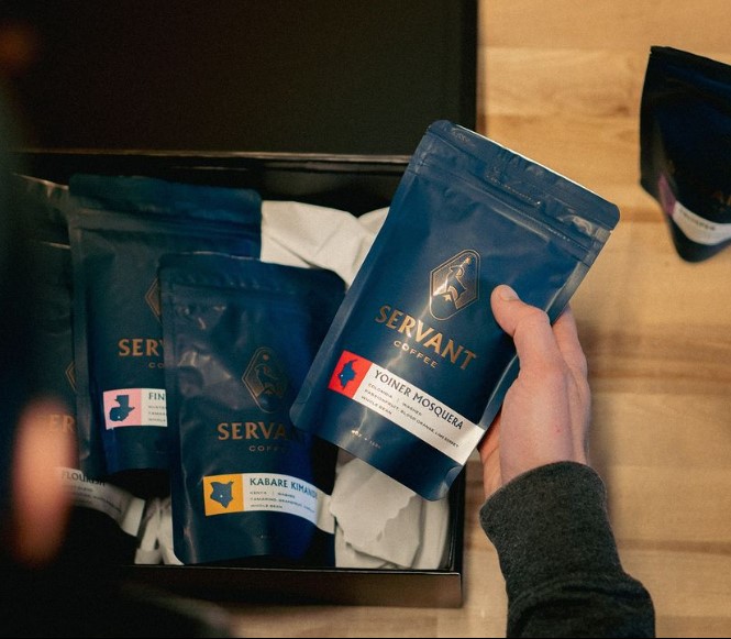 Servant Coffee 4oz Coffee Bags in Box
