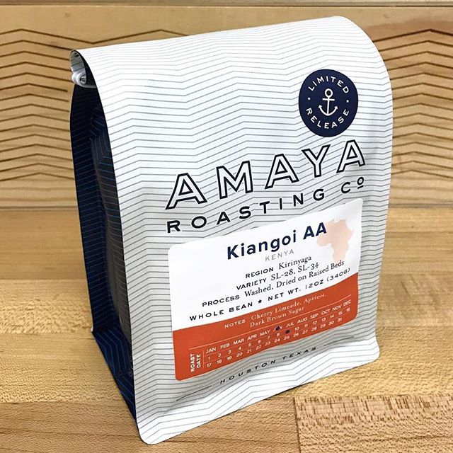 Anchored in quality @amayaroastingco in #houstontx #greatbrandsgreatpackage #coffeepackaging #customcoffeebags #coffeepackagingprinting 📷: @amayaroastingco