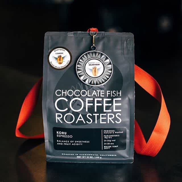 Congrats @chocfishcoffee on your award-winning #specialtycoffee @goldenbean.northamerica. Thank you for spreading happiness and #goodcoffee daily! #qualityinsideout #coffeepackaging #customcoffeebags #coffeepackagingprinting