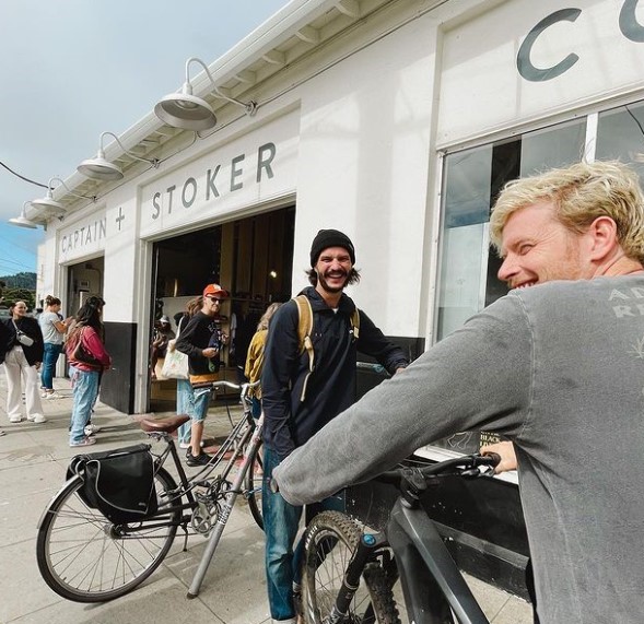 Must Visit California Coffee Shop with Beautiful Views & Packaging thumbnail