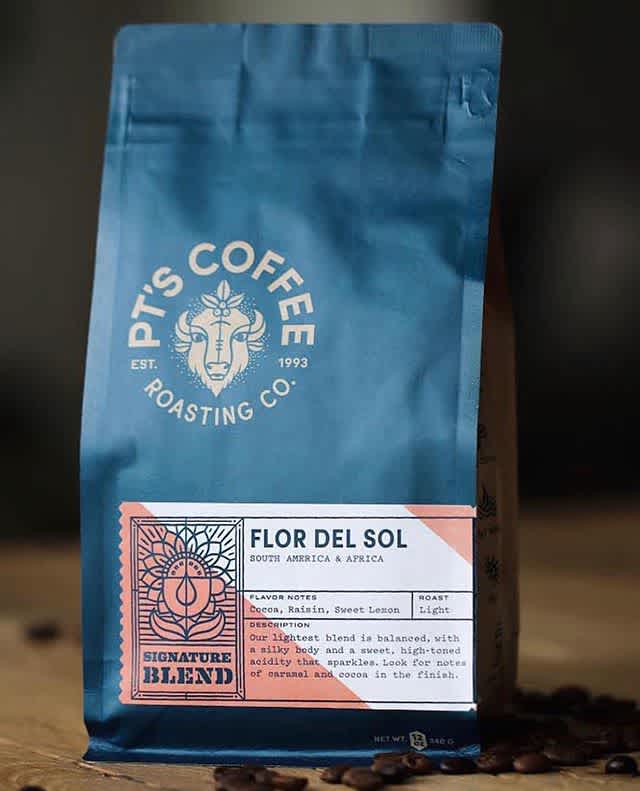 @ptscoffee exceptional coffee, life-long friendships, and the wisdom to appreciate both #ptscoffee #specialtycoffeeroaster #coffeepackaging #customcoffeebags 📷: @ptscoffee