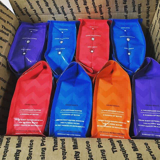 At the end of the rainbow is a pot of @gg_roasting #coffee ☕️#tastetherainbow #coffeewithkindness #letsmakegood #greatbrandsgreatpackage 📷: @gg_roasting