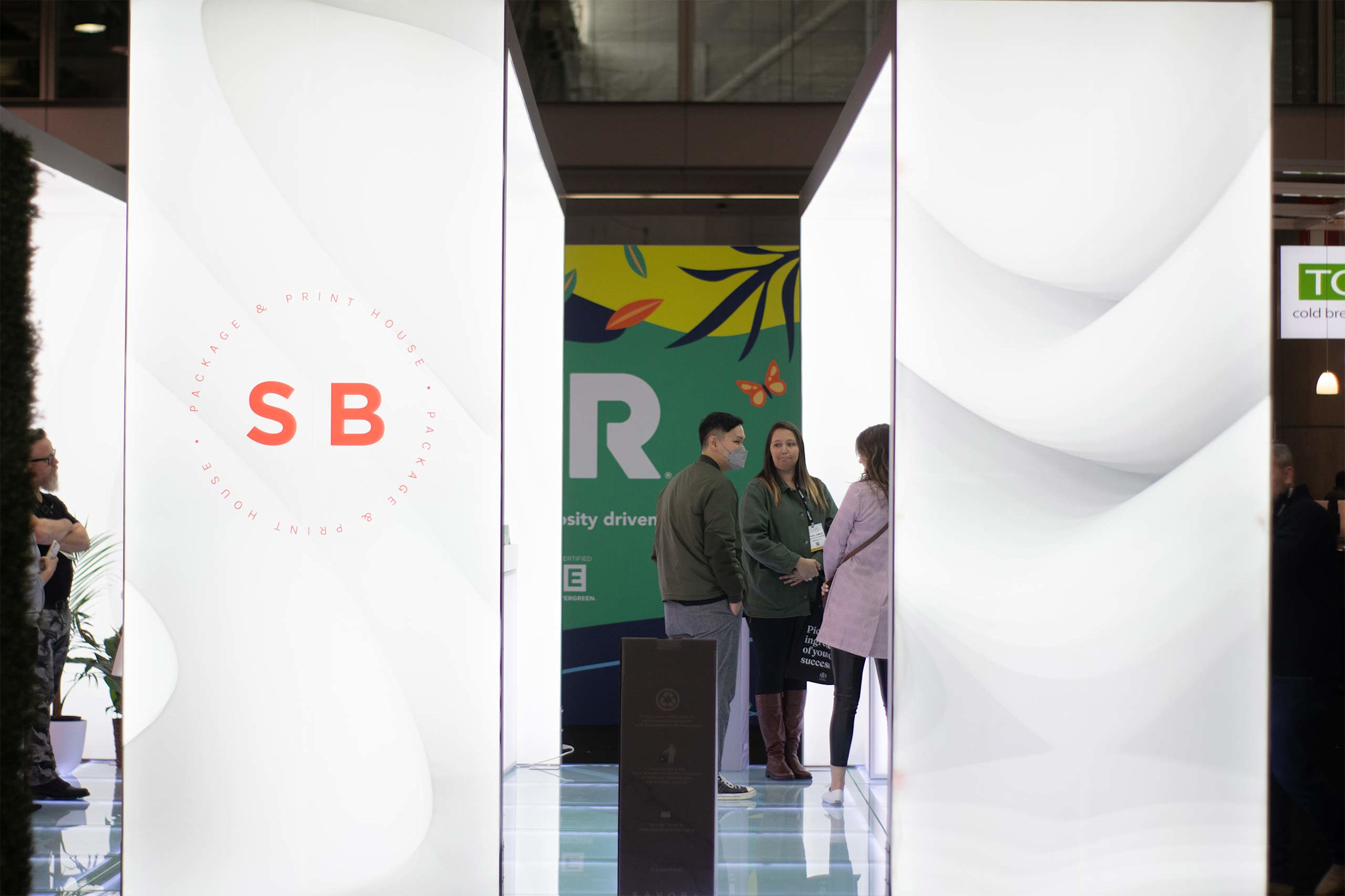 Come Meet the Savor Brands Team at the 2024 Chicago SCA Expo thumbnail