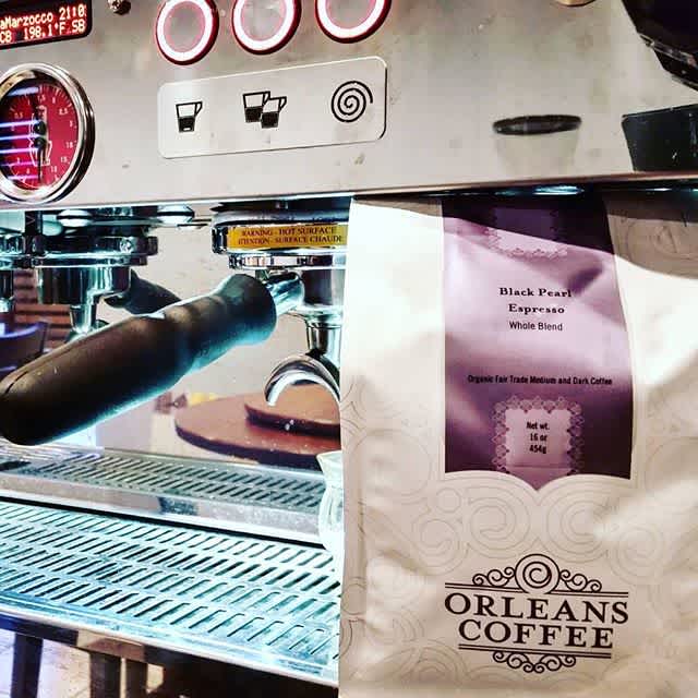 Beautiful new #packaging for @orleanscoffee in #nola! #specialtycoffee #roastedtoperfection #greatbrandsgreatpackage 📷: @orleanscoffee