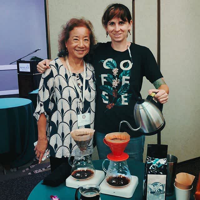 Dr. Chifumi Nagai (HARC) and Juli Burden (HARC/The Curb/Morning Glass) serving Mamo, a new coffee hybrid variety based off of research from Dr. Nagai and Tommy Greenwell @greenwellfarms ☕️ #hawaiicoffeeassociation