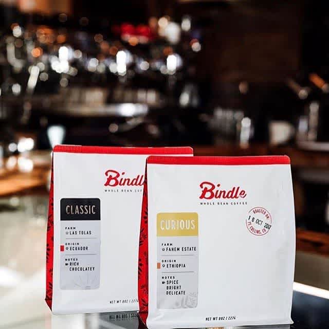❤️ this delightful new look @bindlecoffee, which packages and protects their pure, simple and delicious #specialtycoffee. Beautifully designed and 📷 by @kronebergerstudio. #qualityinsideout #coffeepackaging #customcoffeebags #coffeepackagingprinting