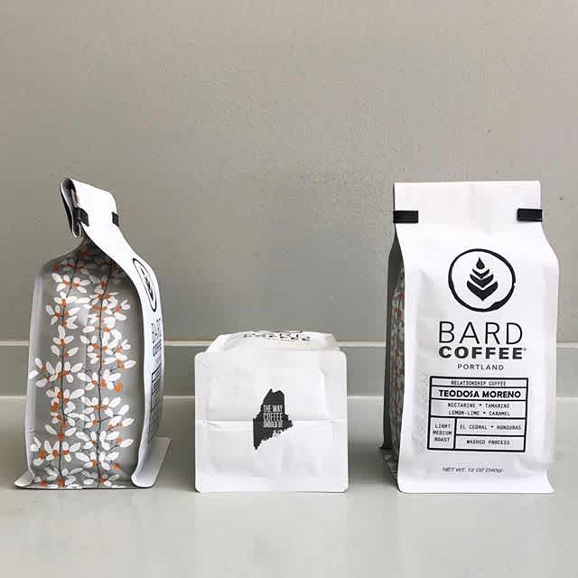 ❤️ this beautiful new #packaging @bardcoffee! Telling a story in every delicious cup by carefully sourcing, roasting and preparing #specialtycoffee in #portlandmaine #greatbrandsgreatpackage #coffeepackaging #customcoffeebags #coffeepackagingprinting 📷: @