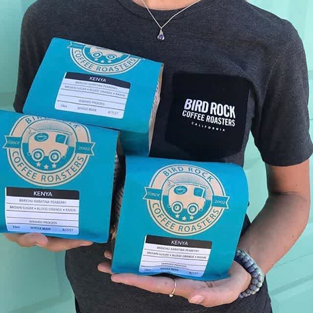 Always striving for perfection @birdrockcoffeeroasters #roasteroftheyear #qualityinsideout #coffeepackaging #customcoffeebags #coffeepackagingprinting 📷: @birdrockcoffeeroasters