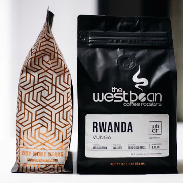 New bags @thewestbean 🔥🔥🔥 #specialtycoffeeroaster #sandiegocoffee #coffeepackaging #customcoffeebags 📷: @thewestbean
