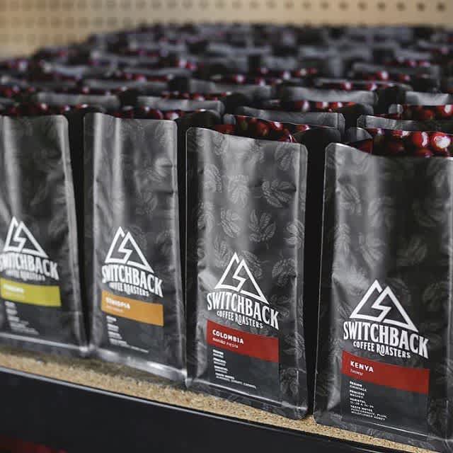 Creating great #coffee, conversations, community and connections @switchbackroasters in #coloradosprings #coffeepackaging #coffeepackagingprinting #customcoffeebags #regram 📷: @switchbackroasters