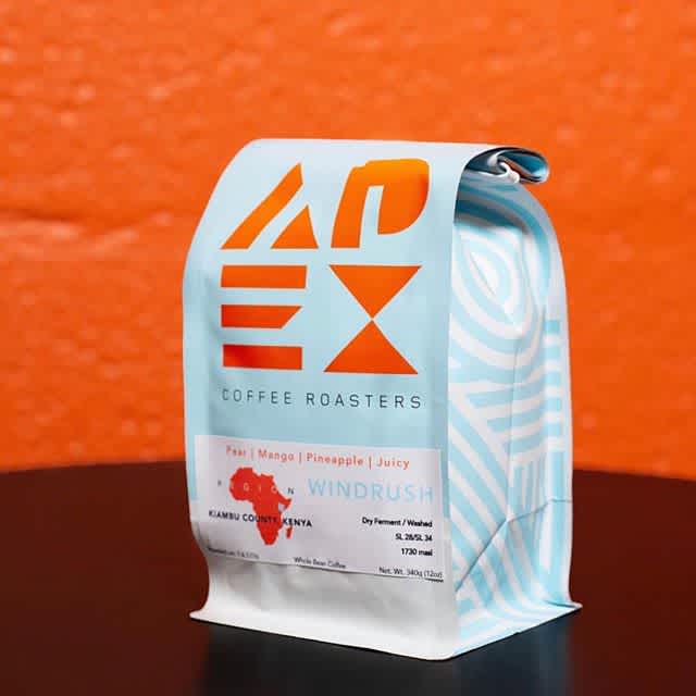 Roasting to showcase the farmer's craft and reveal coffee's unique natural flavor @apexcoffeeroasters #WacoTX #specialtycoffeeroaster #coffeepackaging #customcoffeebags 📷: @apexcoffeeroasters