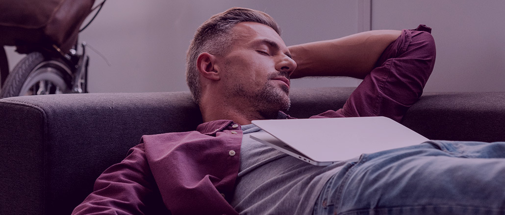 sonnolenza diurna : sonno pesante e difficoltà a svegliarsi