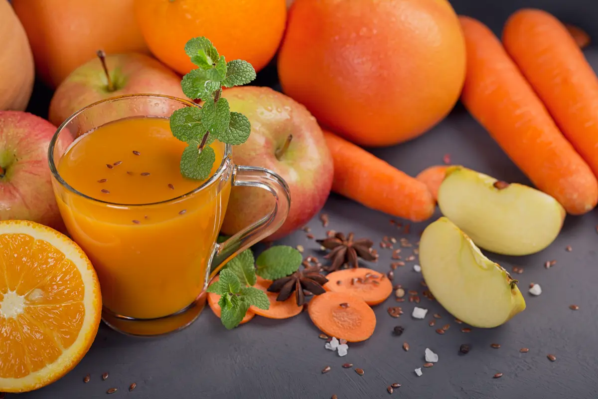 Dieta sokowa – zdrowe oczyszczanie organizmu i detoks