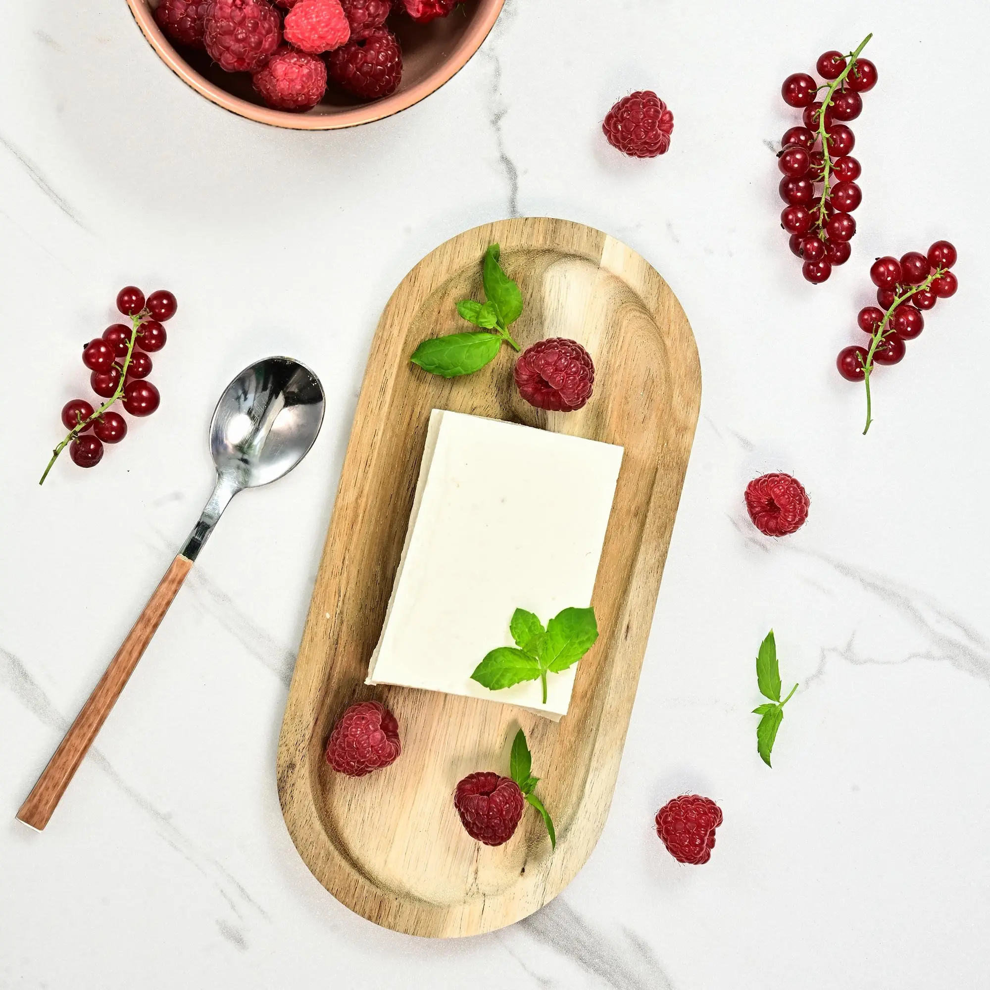 Chałwowy keto sernik na zimno