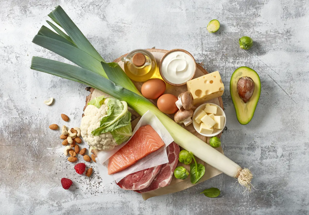 Dieta niskowęglowodanowa – zasady, efekty i przykładowy jadłospis