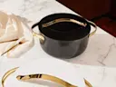 Dutch Oven - Black - Lifestyle