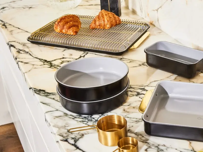 Circle Pan Duo - Black - Stacked on Counter