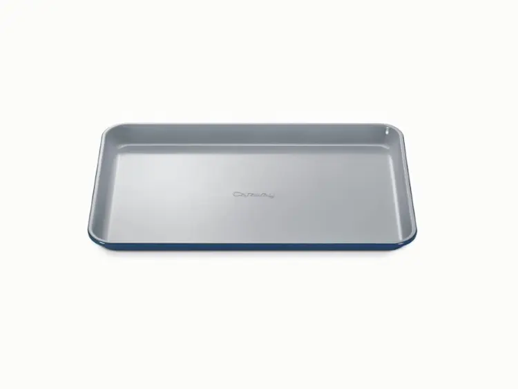 https://images.ctfassets.net/vitsw3itv0qj/1IgmfdT0liXMUn2uJWrjmB/8ec15f0c5c60e7faa04e29f773af7a5c/Medium_Baking_Sheet_-_Navy_-_Hero.jpg?q=75